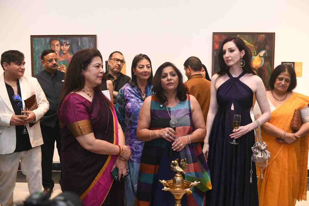 Finding Home in India: The Artistic Journey of Julia Usmanova India Through Russian Eyes 4 Finding Home in India: The Artistic Journey of Julia Usmanova India Through Russian Eyes