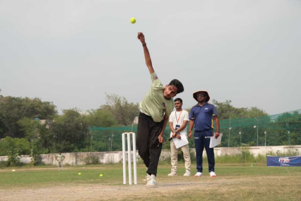 Young cricketers participating in the Super T10 League talent hunt trials in Lucknow